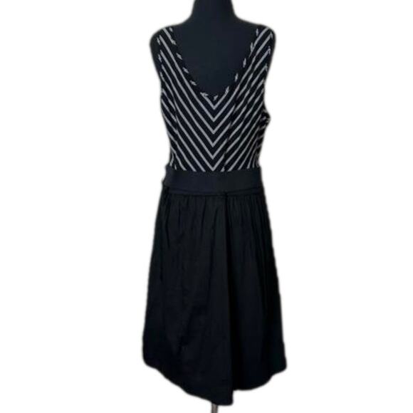 City Chic Ahoy Sailor Belted Fit Flare Dress Sleeveless Black White Nautical 20 - Picture 4 of 13